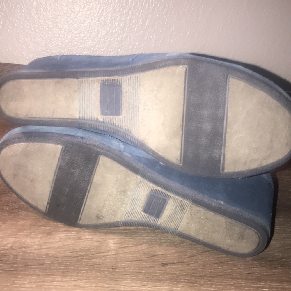 TOMS Blue Suede Lace Up Wedges Booties. - Picture 7 of 7